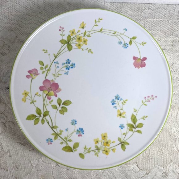 Noritake “Progression Clear Day” Dinner Plate - Pastel Flowers, Green - Picture 1 of 3
